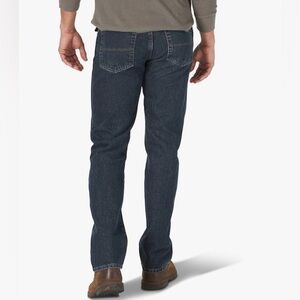 NWT Wrangler jeans 33x36